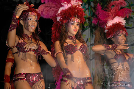 islandpeople_2k6_launch-079