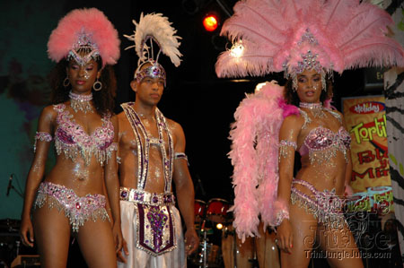 islandpeople_2k6_launch-080