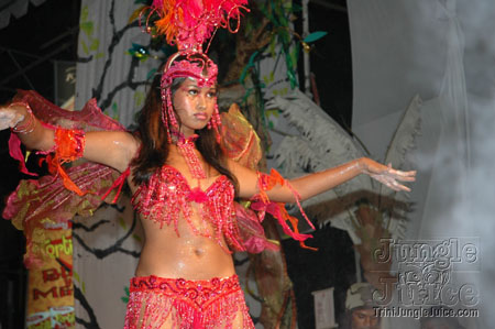 islandpeople_2k6_launch-095