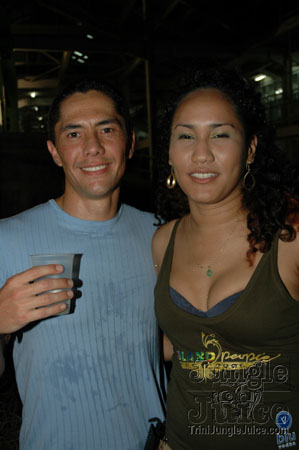 islandpeople_2k6_launch-192