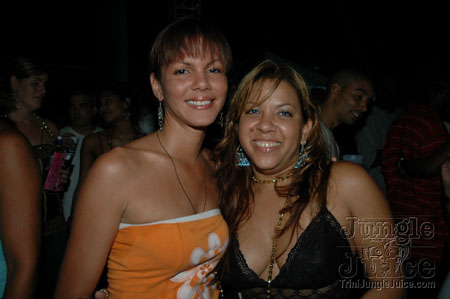 islandpeople_2k6_launch-202