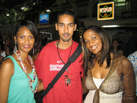 islandpeople_2k6_launch-222