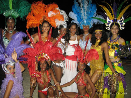 islandevents_2k6_launch-64