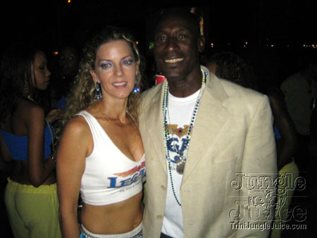 legacy_2k6_launch-115