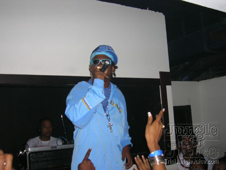 1-madhouse_flagparty-15