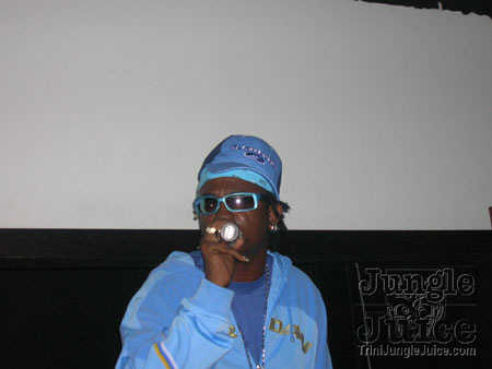 1-madhouse_flagparty-16