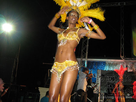 poison_2k6_launch-010