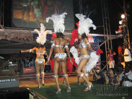 poison_2k6_launch-017