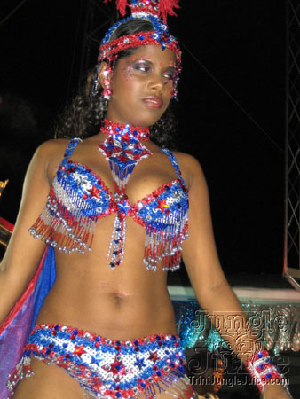 poison_2k6_launch-023