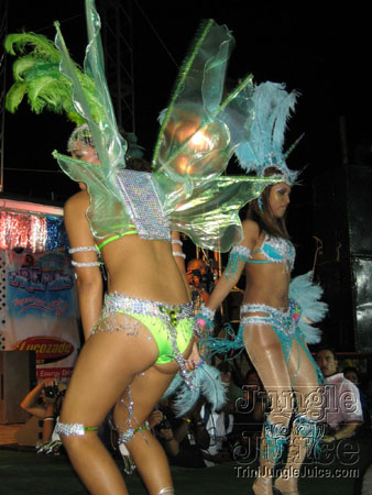 poison_2k6_launch-027