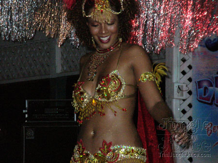 poison_2k6_launch-029