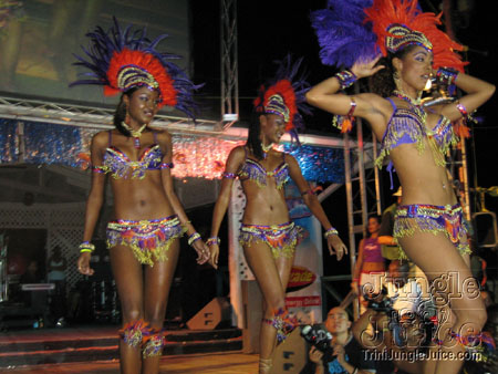 poison_2k6_launch-031