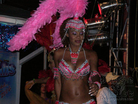 poison_2k6_launch-032