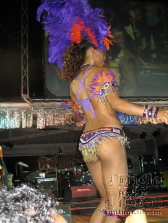 poison_2k6_launch-033