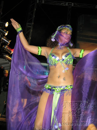 poison_2k6_launch-038