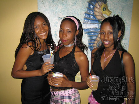 poison_2k6_launch-043