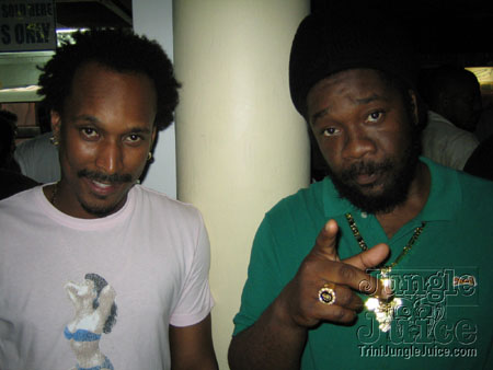 poison_2k6_launch-045