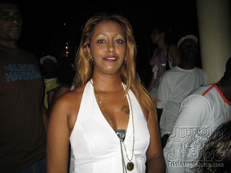 poison_2k6_launch-048