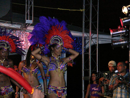 poison_2k6_launch-067