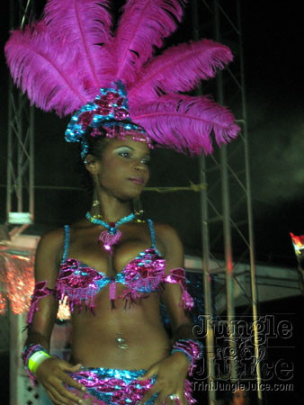 poison_2k6_launch-072