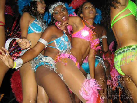 poison_2k6_launch-092