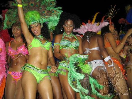 poison_2k6_launch-093