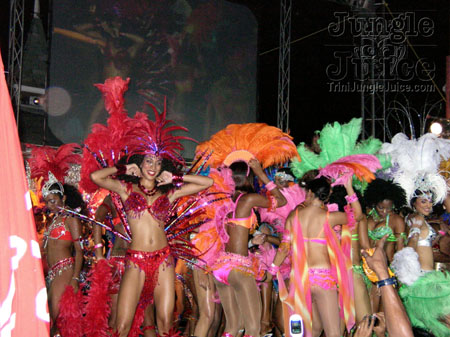 poison_2k6_launch-100