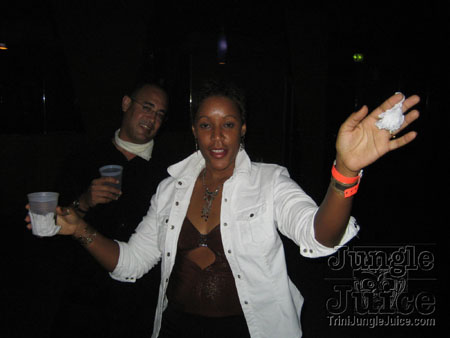 red_dight_district-24