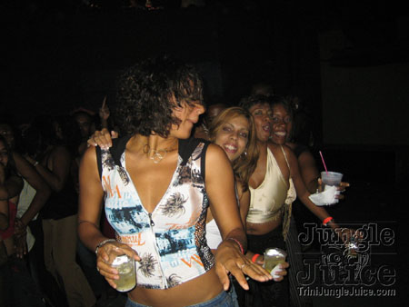 red_dight_district-36