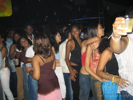 red_dight_district-39