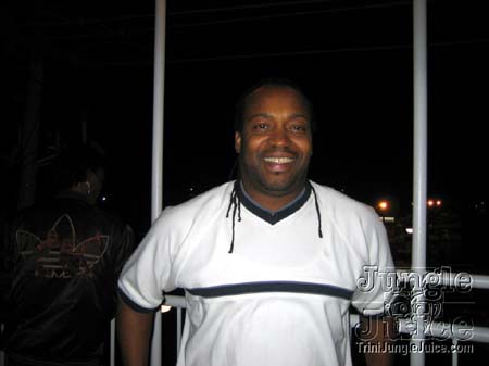 soca_on_rooftop-19