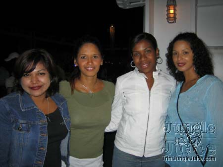 soca_on_rooftop-42