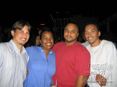soca_on_rooftop-53