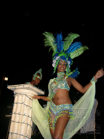 trini_revellers_2k6_launch-007