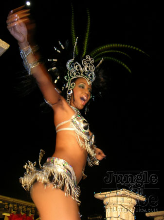 trini_revellers_2k6_launch-016