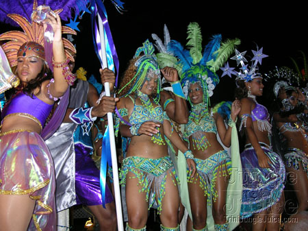 trini_revellers_2k6_launch-022