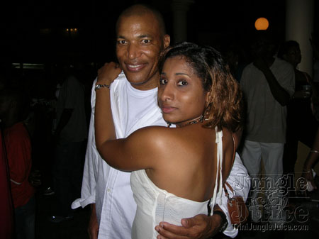 trini_revellers_2k6_launch-046