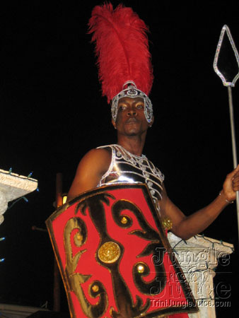 trini_revellers_2k6_launch-083