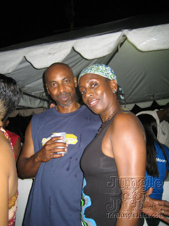 trini_revellers_2k6_launch-098
