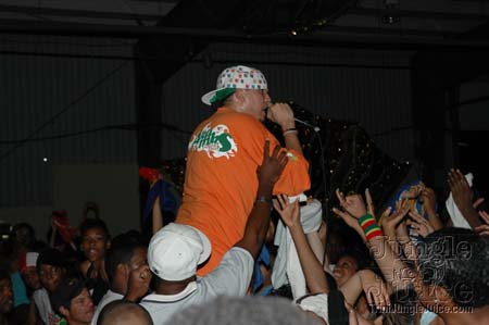 unite_de_nations_4-125