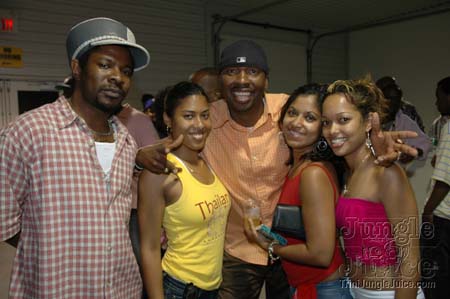 unite_de_nations_4-136