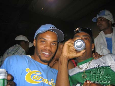 unite_de_nations_4-140