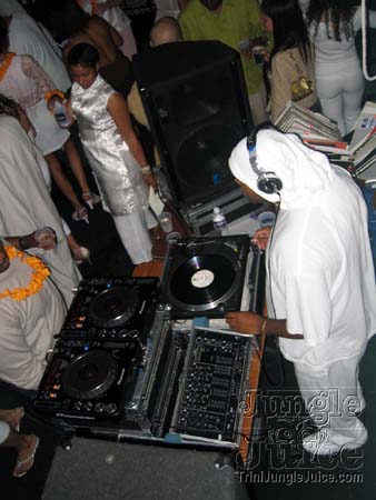 xclusv_creamsicle-13