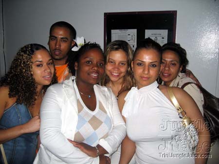 xclusv_creamsicle-29