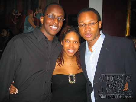 xclusv_houseparty_apr04-02