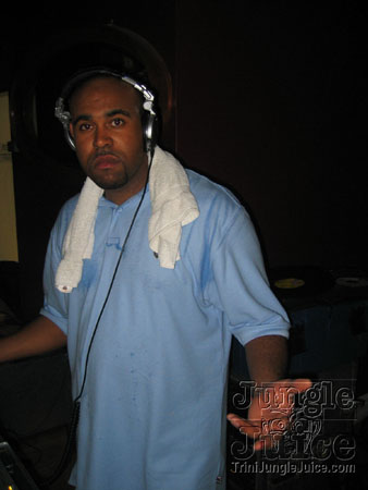 xclusv_houseparty_apr04-17