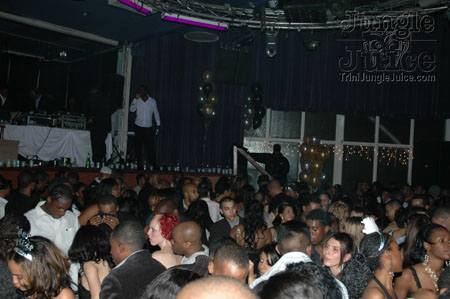 xclusv_nye_2005-25