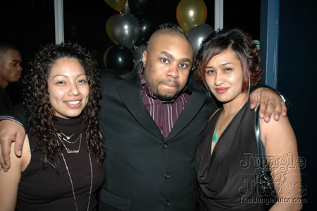 xclusv_nye_2005-50
