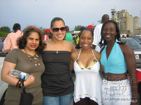 all_ah_we_boatride_2006-07