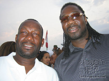 all_ah_we_boatride_2006-21